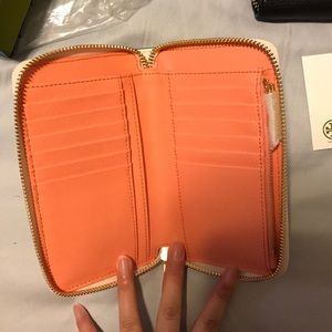 Tory Burch Bags - Tory burch wallet Tory Burch Bags - Tory burch wallet